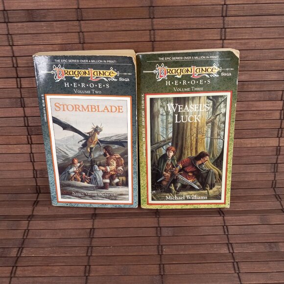 Lot Of 8 Dragonlance Tales Legend Heroes Darksword Prophet Weis Hickman - Picture 9 of 10
